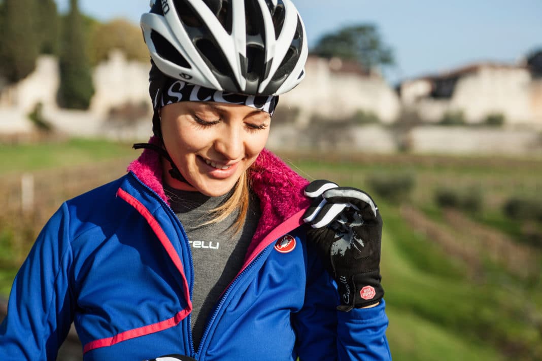 Comment choisir ses vêtements vélo femme conseils et astuces